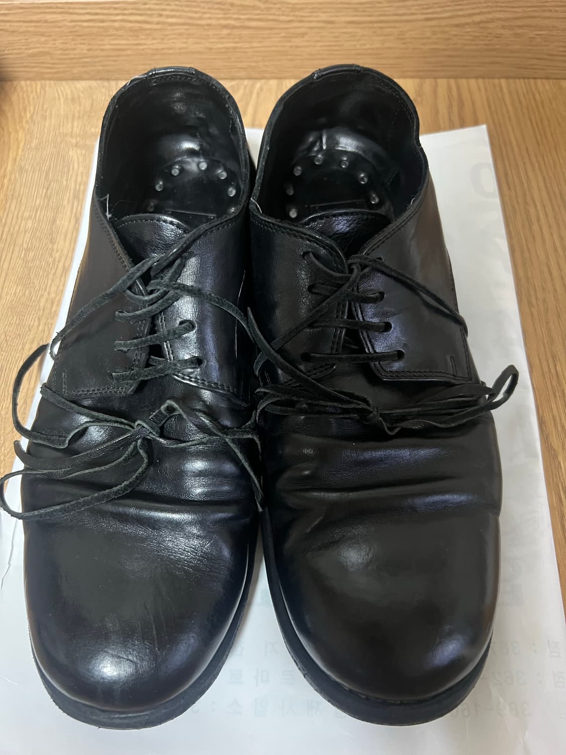 구이디 992 홀스 풀 그레인 더비 블랙 / 42 상품이미지1