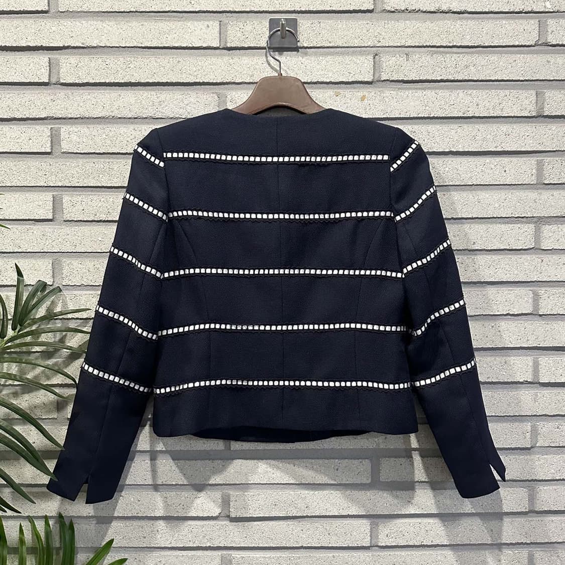 JPN VINTAGE 크롭 자켓 라운드넥 레이스 스트라이프 디테일 네이비 상품이미지2
