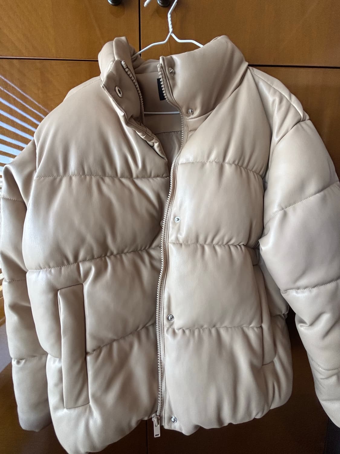 레더패딩 베이지  상품이미지1