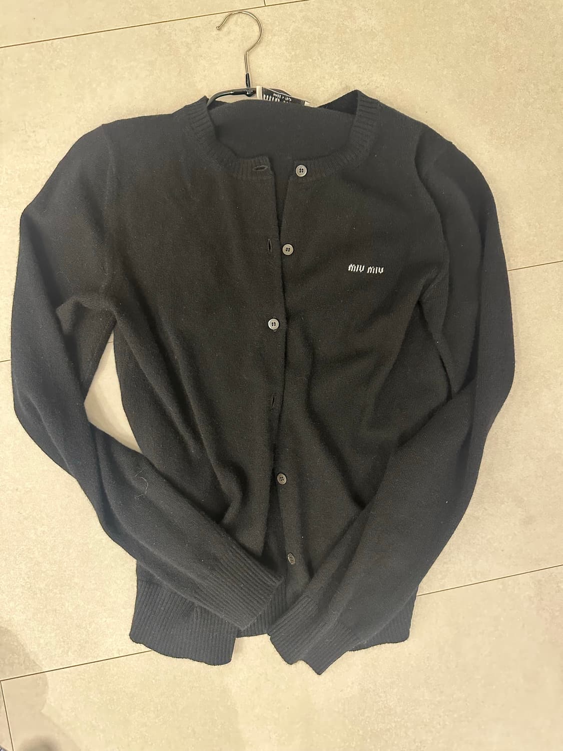 미우미우 캐시미어 가디건 상품이미지3