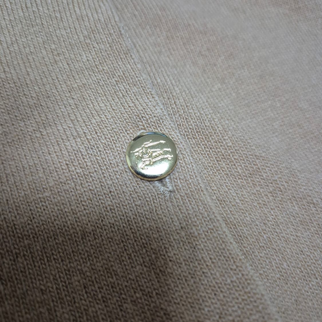 [올드명품🔥] 버버리 캐시미어 램스울 니트 가디건 상품이미지4