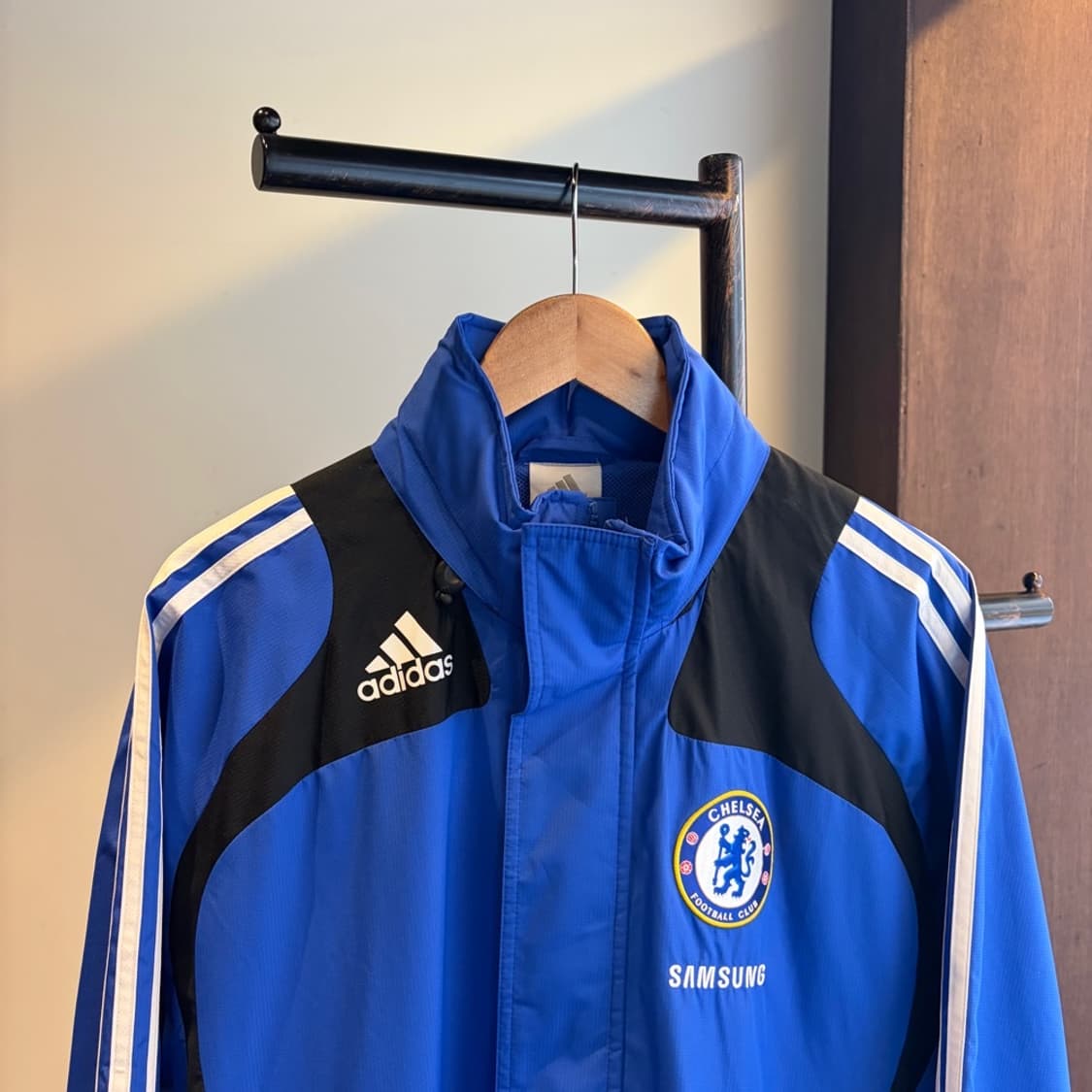 15628 - 아디다스 첼시 바람막이 자켓 상품이미지1