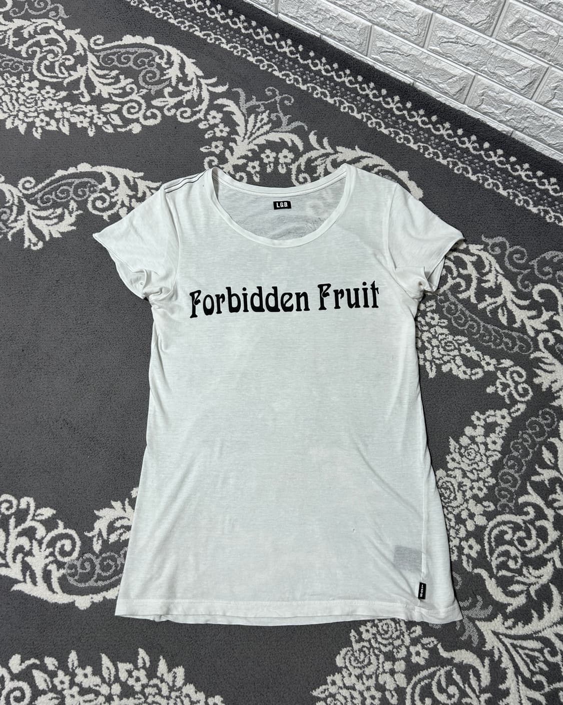 LGB Forbidden Fruit Graphic Tee 상품이미지4
