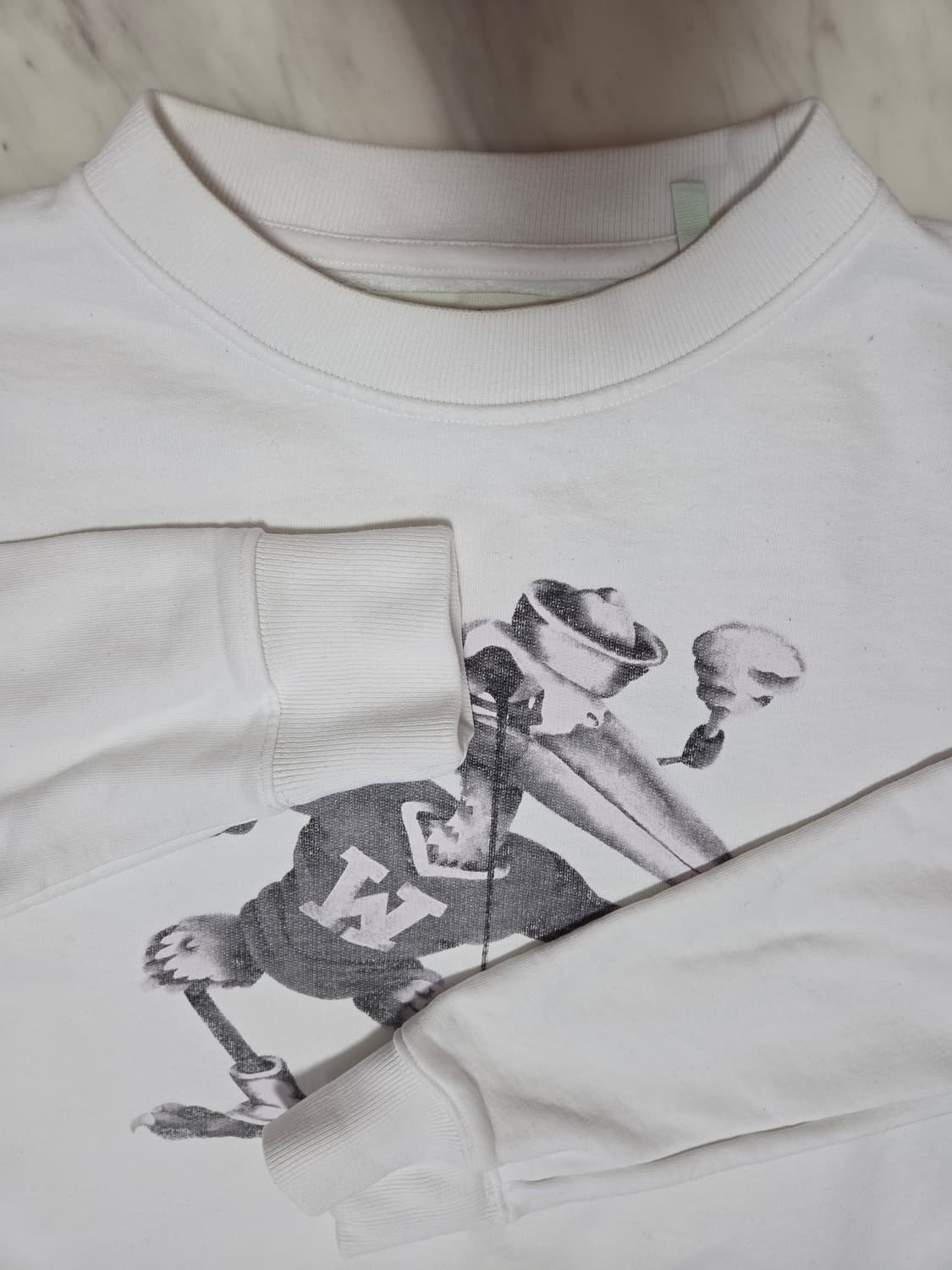 오프화이트 컷오프 맨투맨 상품이미지4