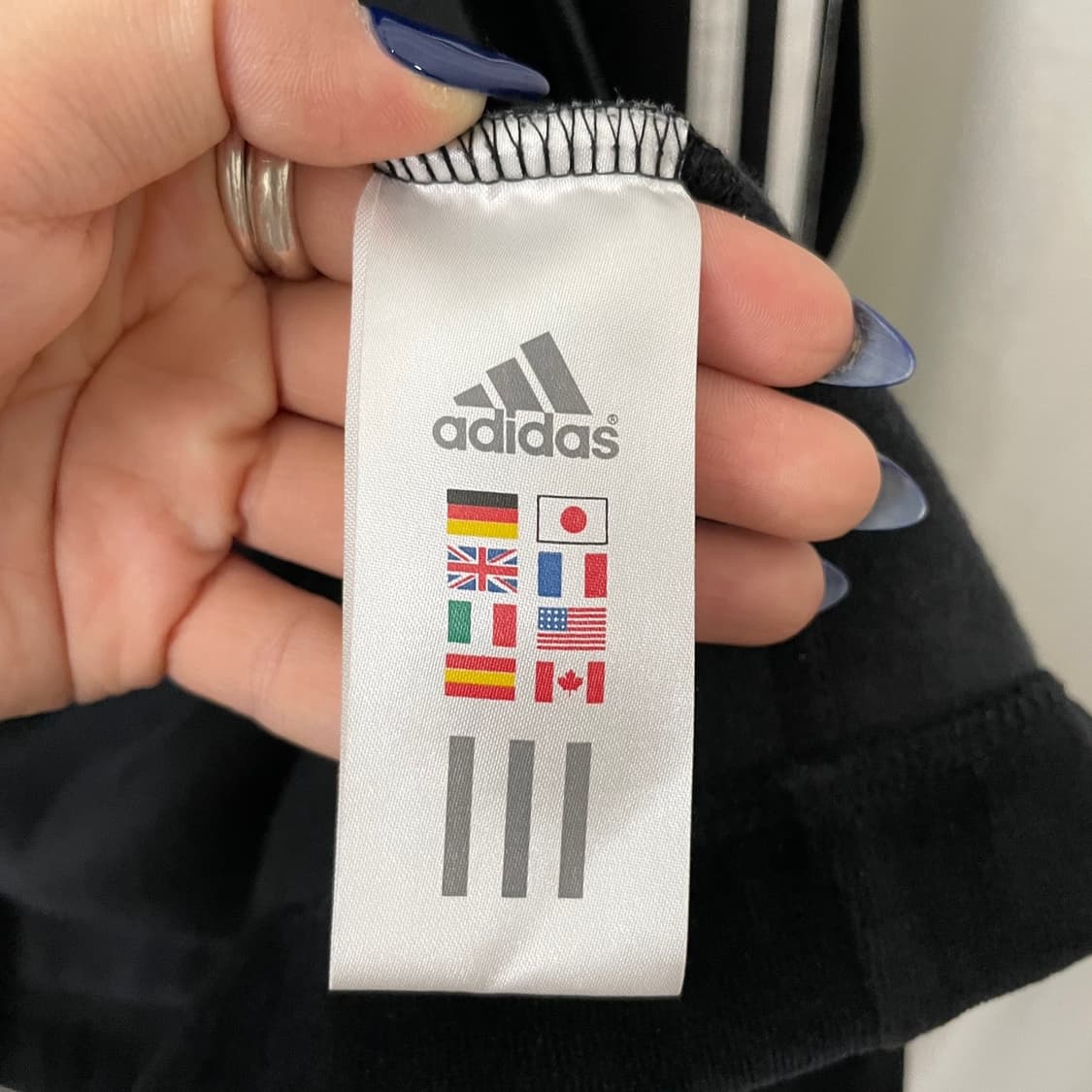 아디다스 벨벳 트레이닝 세트  상품이미지5