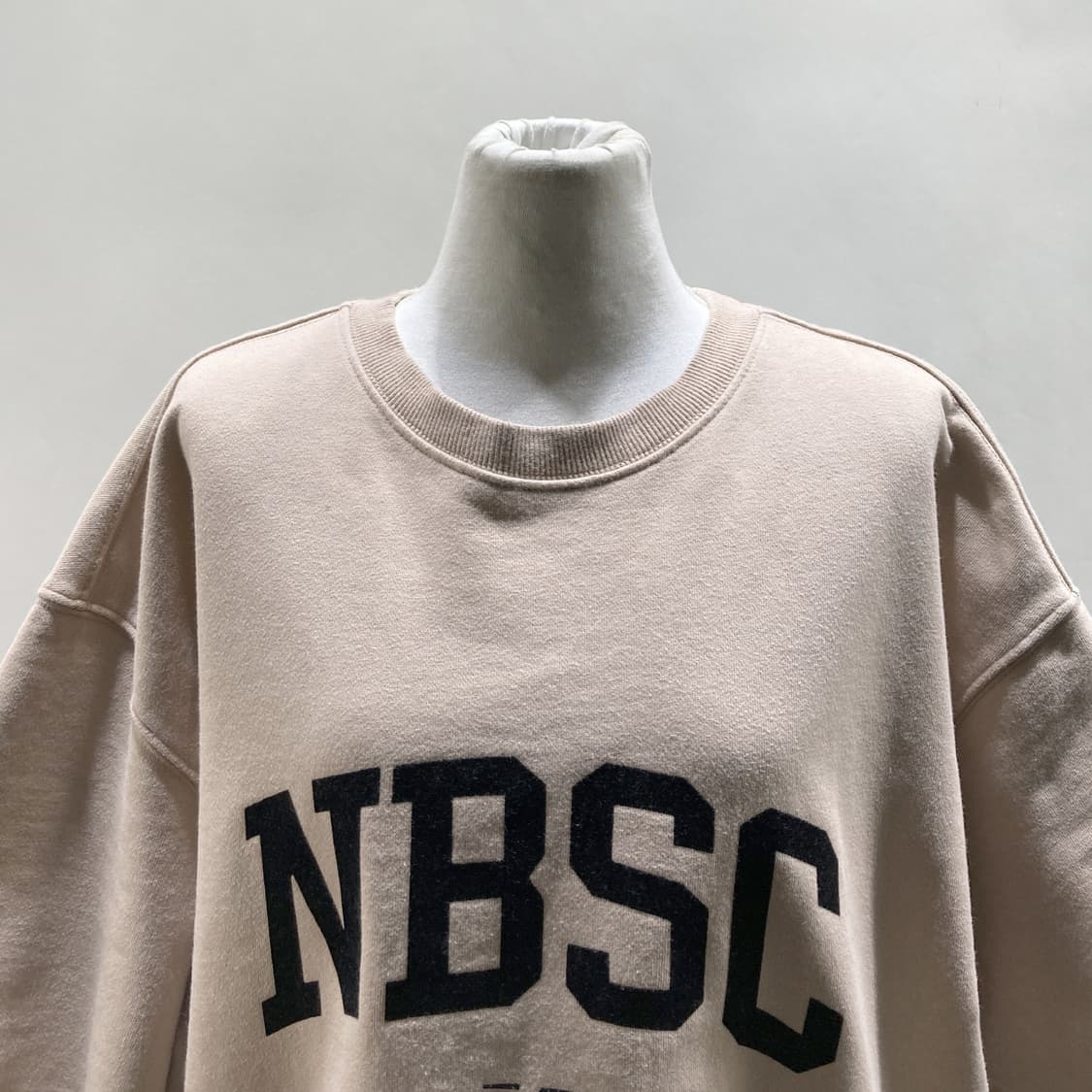 뉴발란스 남성캐쥬얼반팔티 베이지 110  상품이미지2