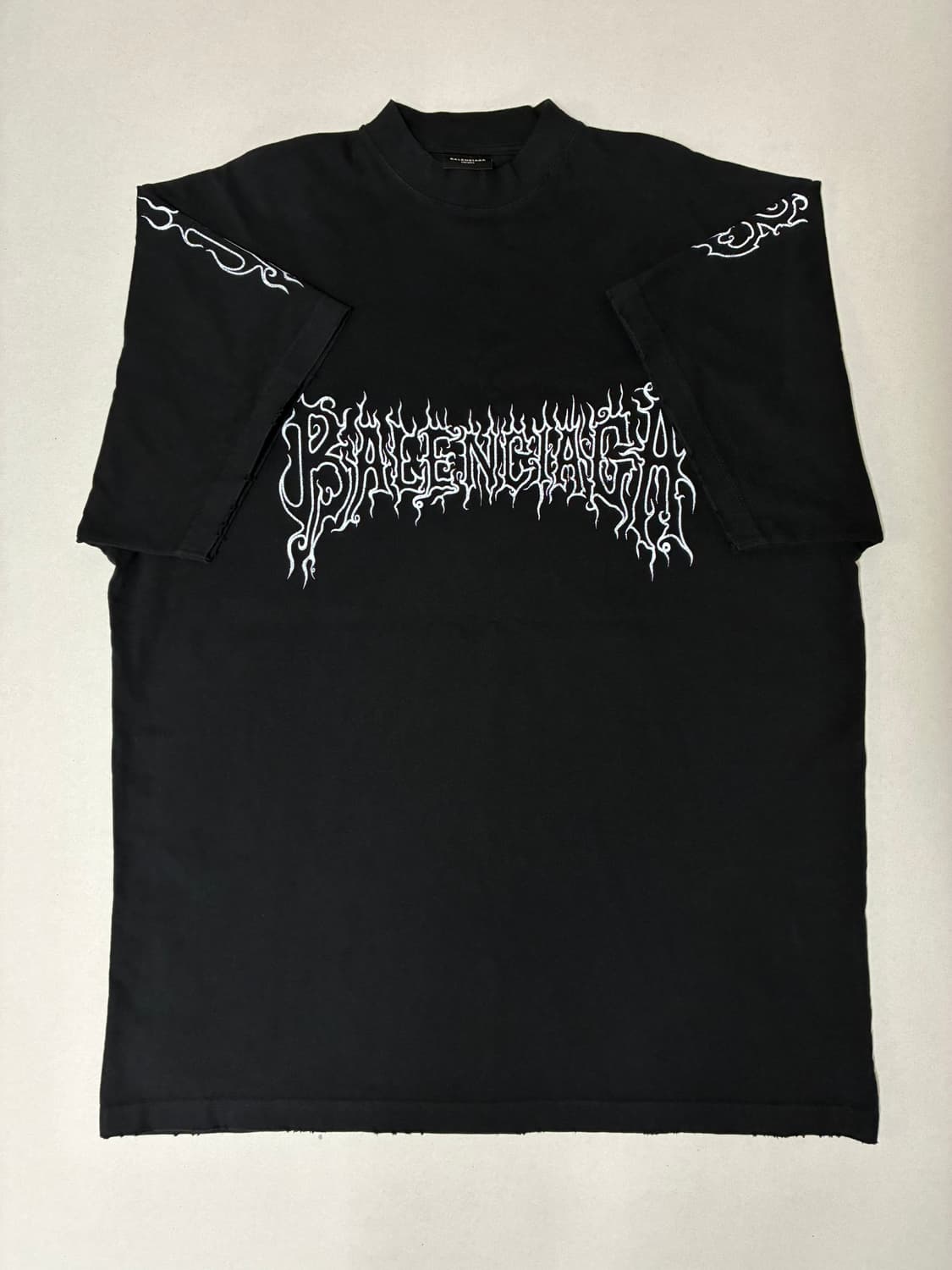 발렌시아가 다크웨이브 오버사이즈 티셔츠 블랙 2사이즈 상품이미지6