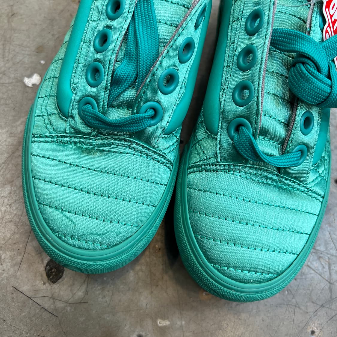 반스 X 오프닝세레모니 올드스쿨 퀼티드 푸퍼 상품이미지2