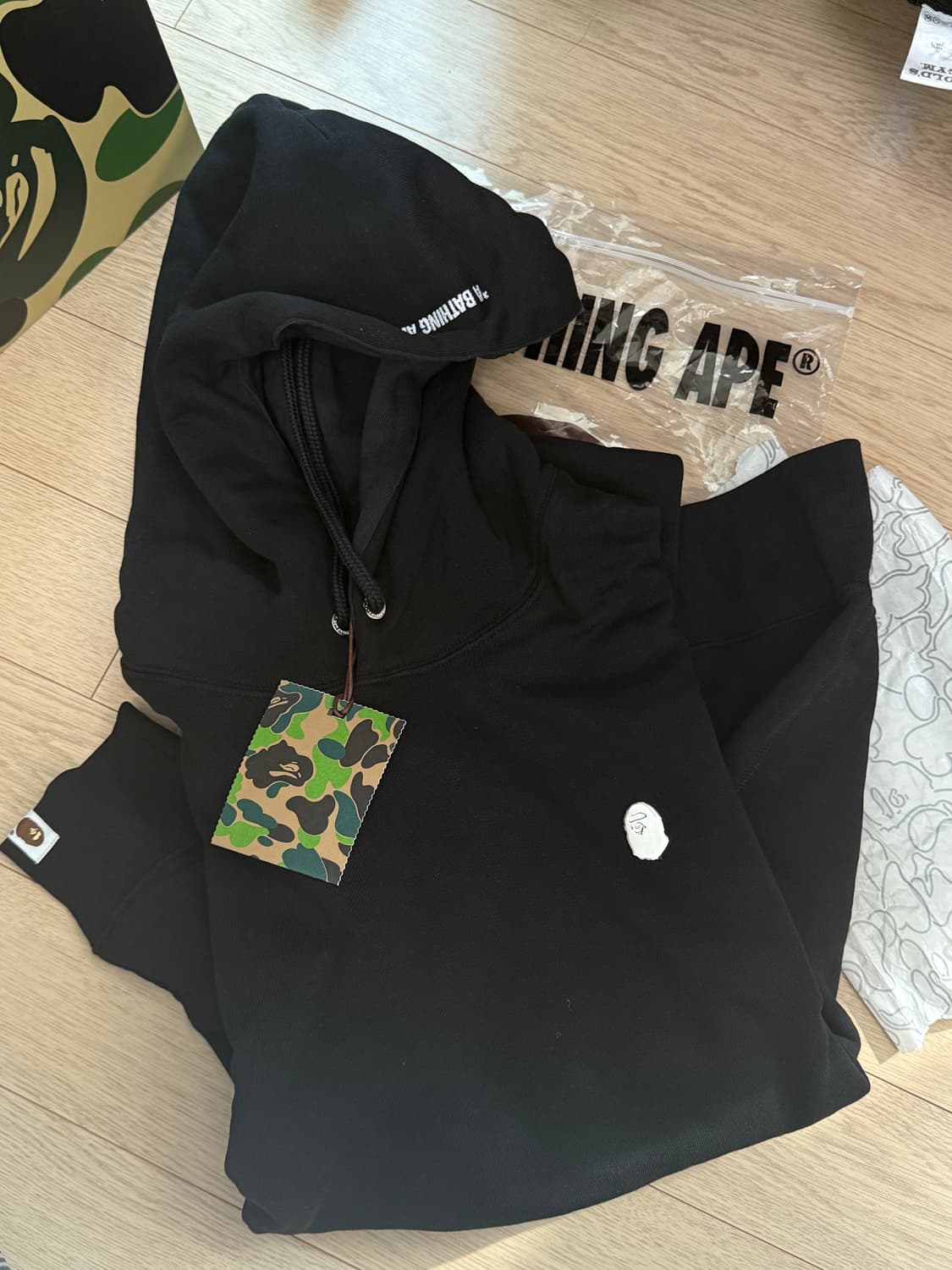 [새상품/정품] 베이프 후드티 원 포인트 풀오버 후드 블랙 상품이미지1