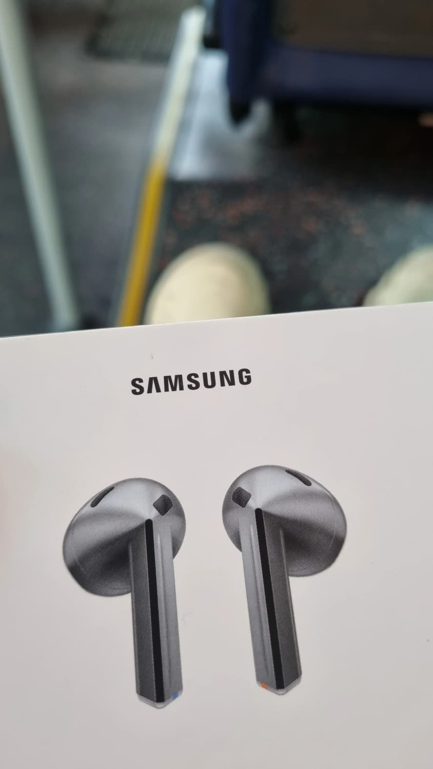 삼성 버즈3 실버 상품이미지2