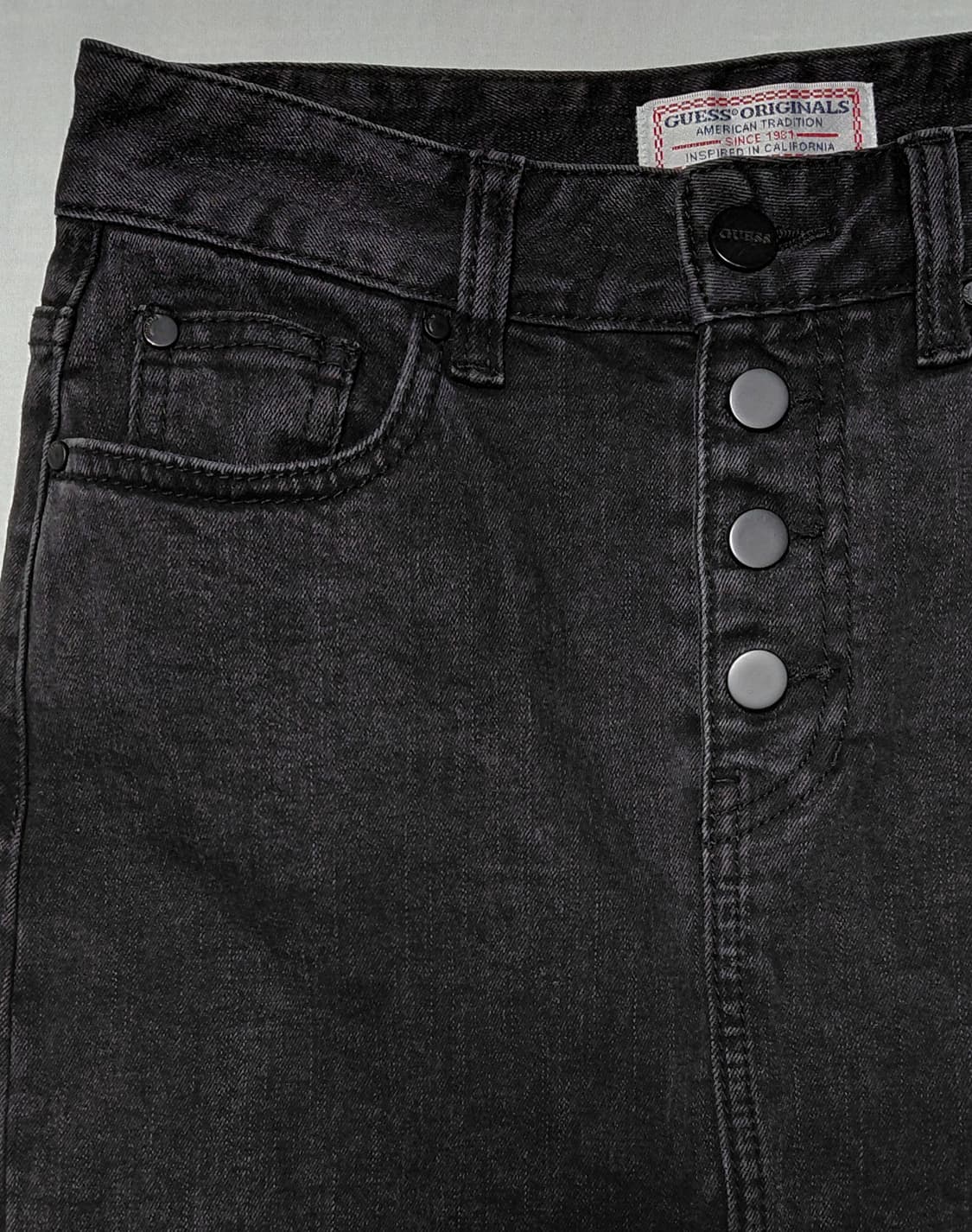 GUESS 블랙 데님 스커트 24 (무료배송) 상품이미지2