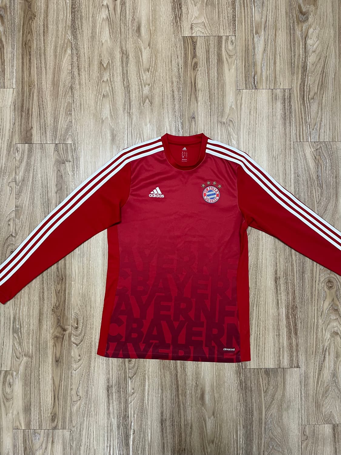 아디다스 바이에른 뮌헨 져지 탑 L 상품이미지1