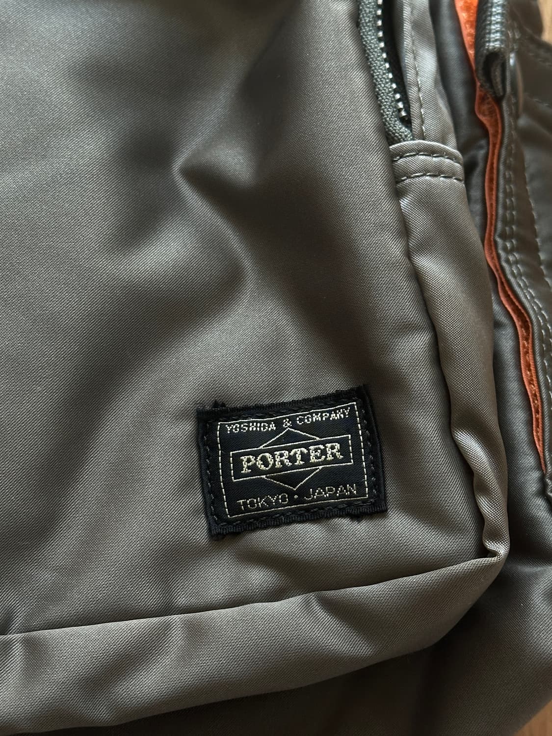 요시다포터 탱커 데이팩 백팩 실버그레이 상품이미지6