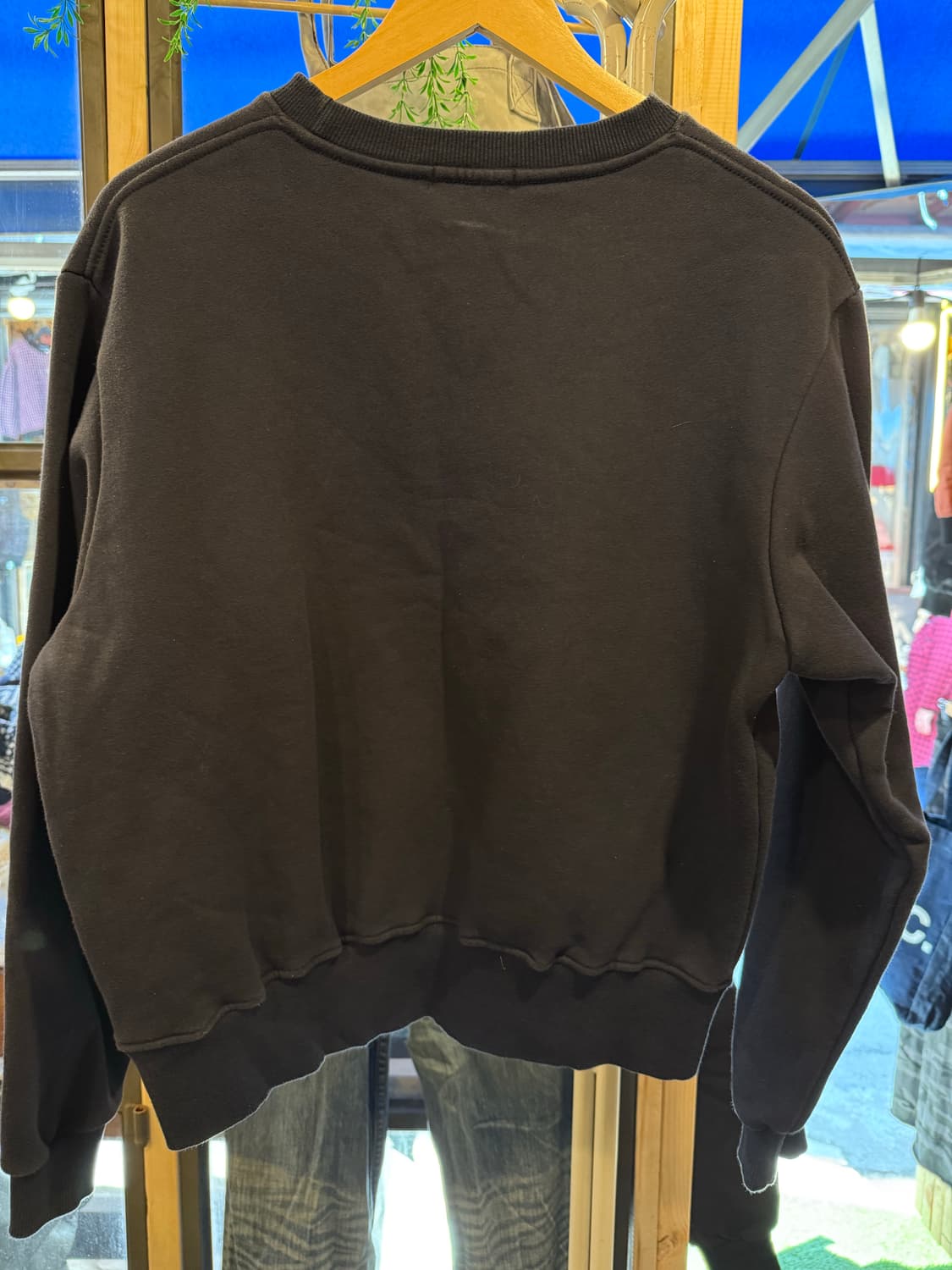 엘리오티 리본 그래픽 맨투맨 상품이미지4