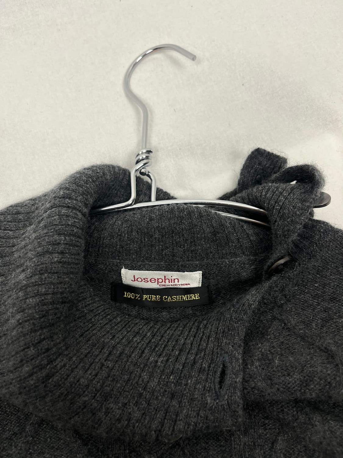 100% Cashmere 자개 단추 니트  상품이미지6