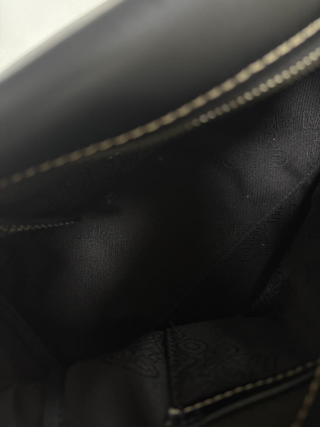 마지셔우드 soft tote black 상품이미지4