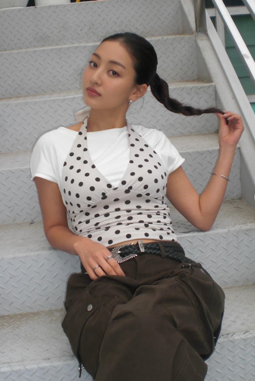 아사지효 착용 스컬프터 SCULPTOR 도트 홀터 탑 핑크 상품이미지2