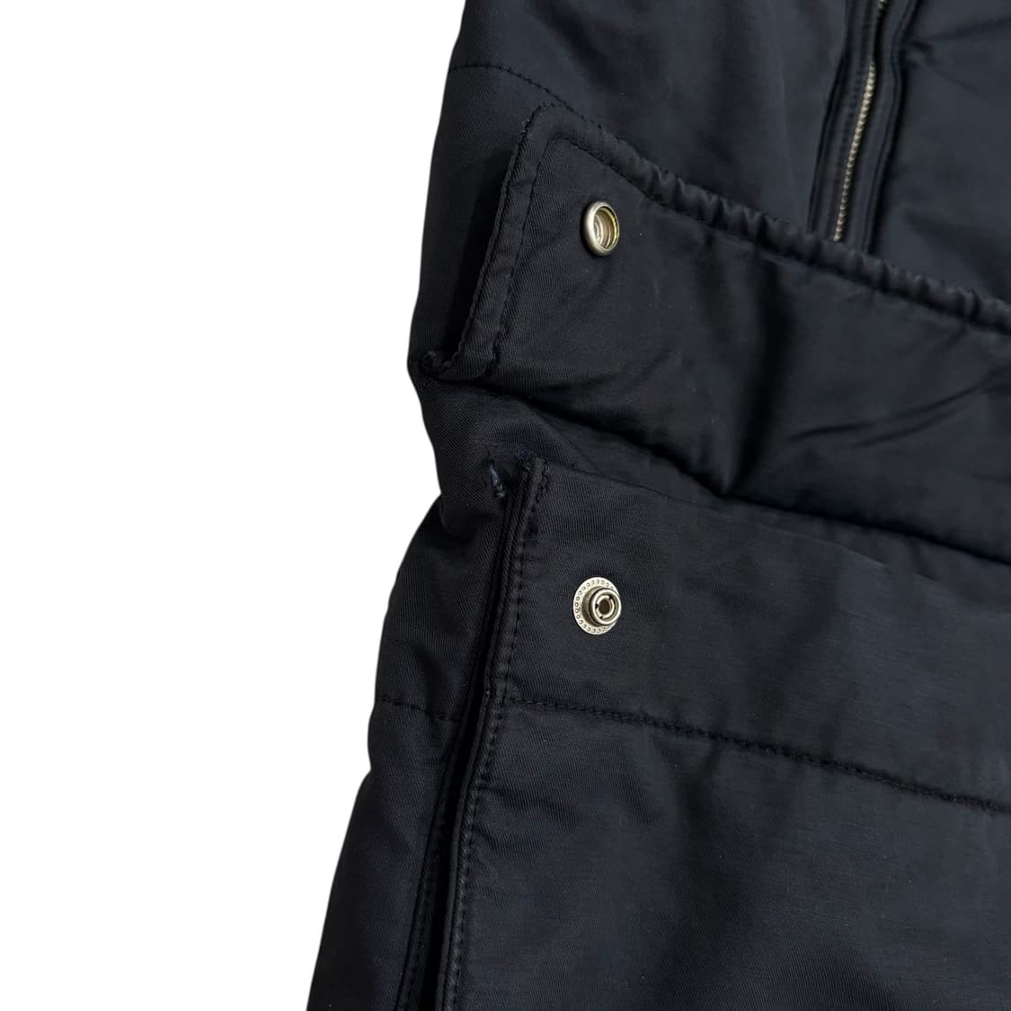 cp컴퍼니 씨피컴퍼니 누빔 바람막이 자켓 100 L 쯤 경량 패딩 스타일 상품이미지7