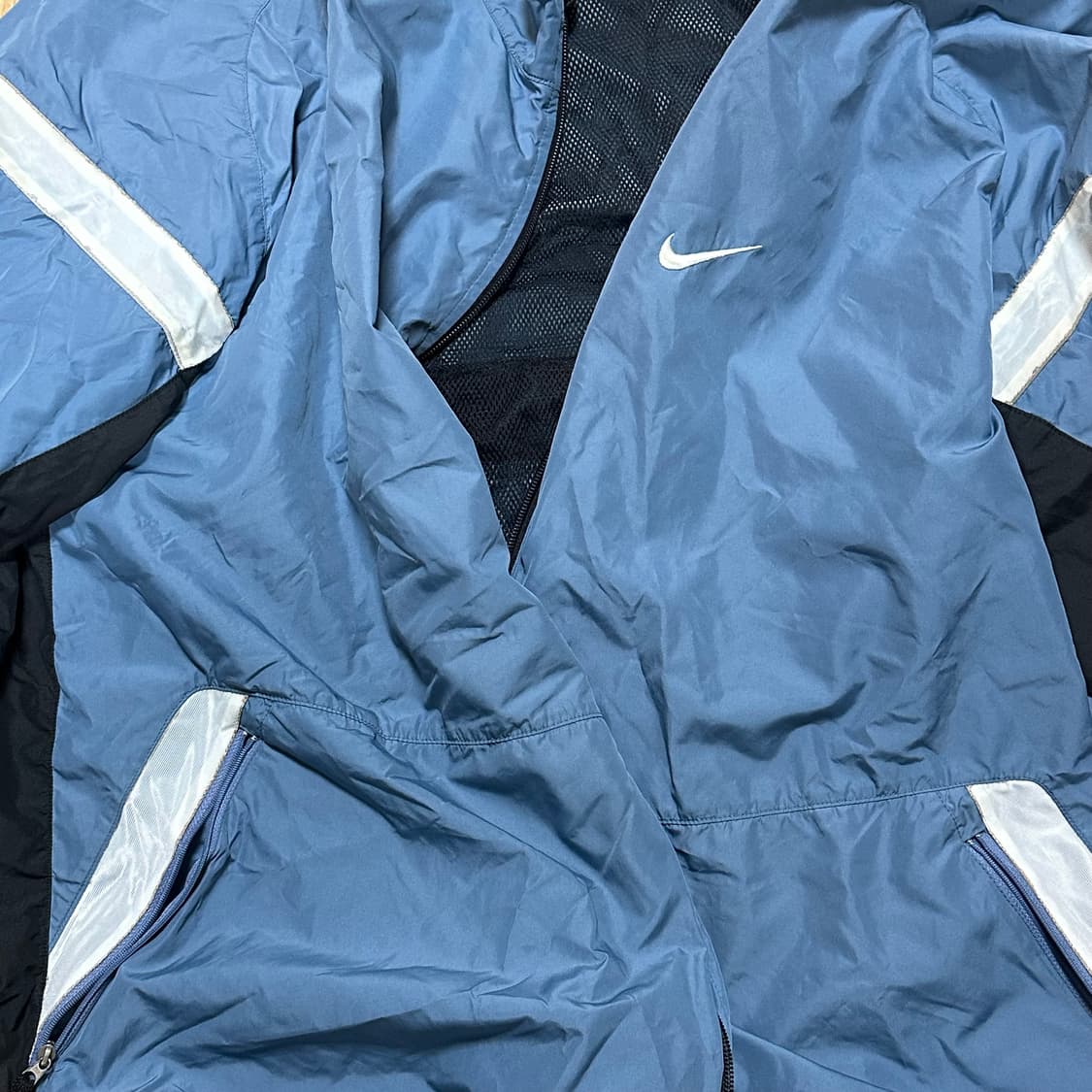 나이키 올드스쿨 소라 바람막이 상품이미지3