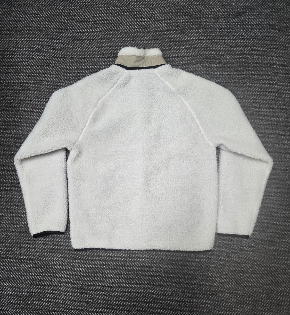 칼하트 공용 WIP 프렌티스 플리스 자켓 화이트 상품이미지3