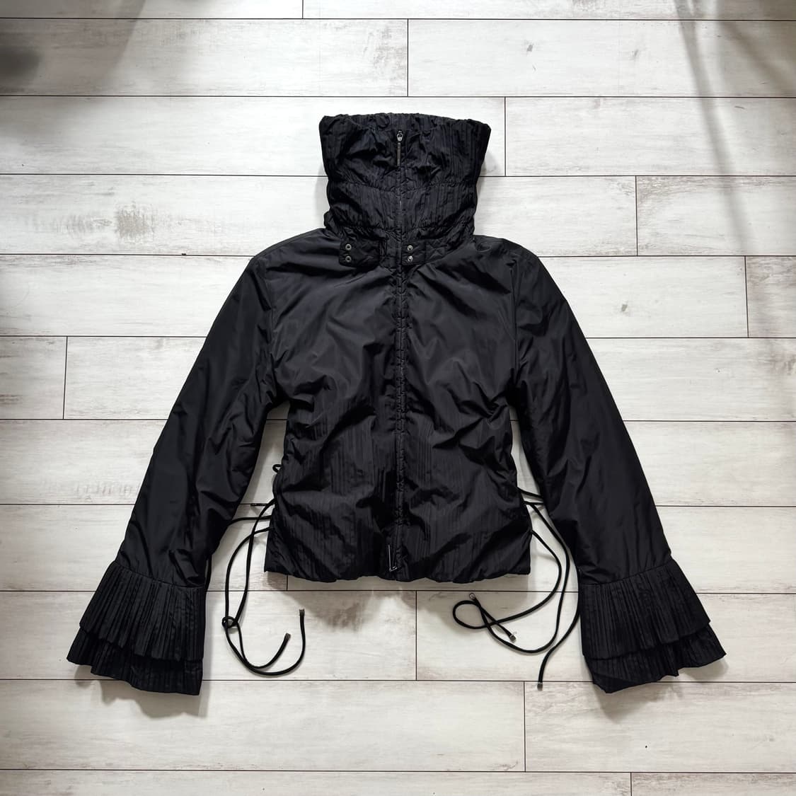 하이넥 아카이브 2way 아일렛 셔링 자켓 집업 상품이미지1