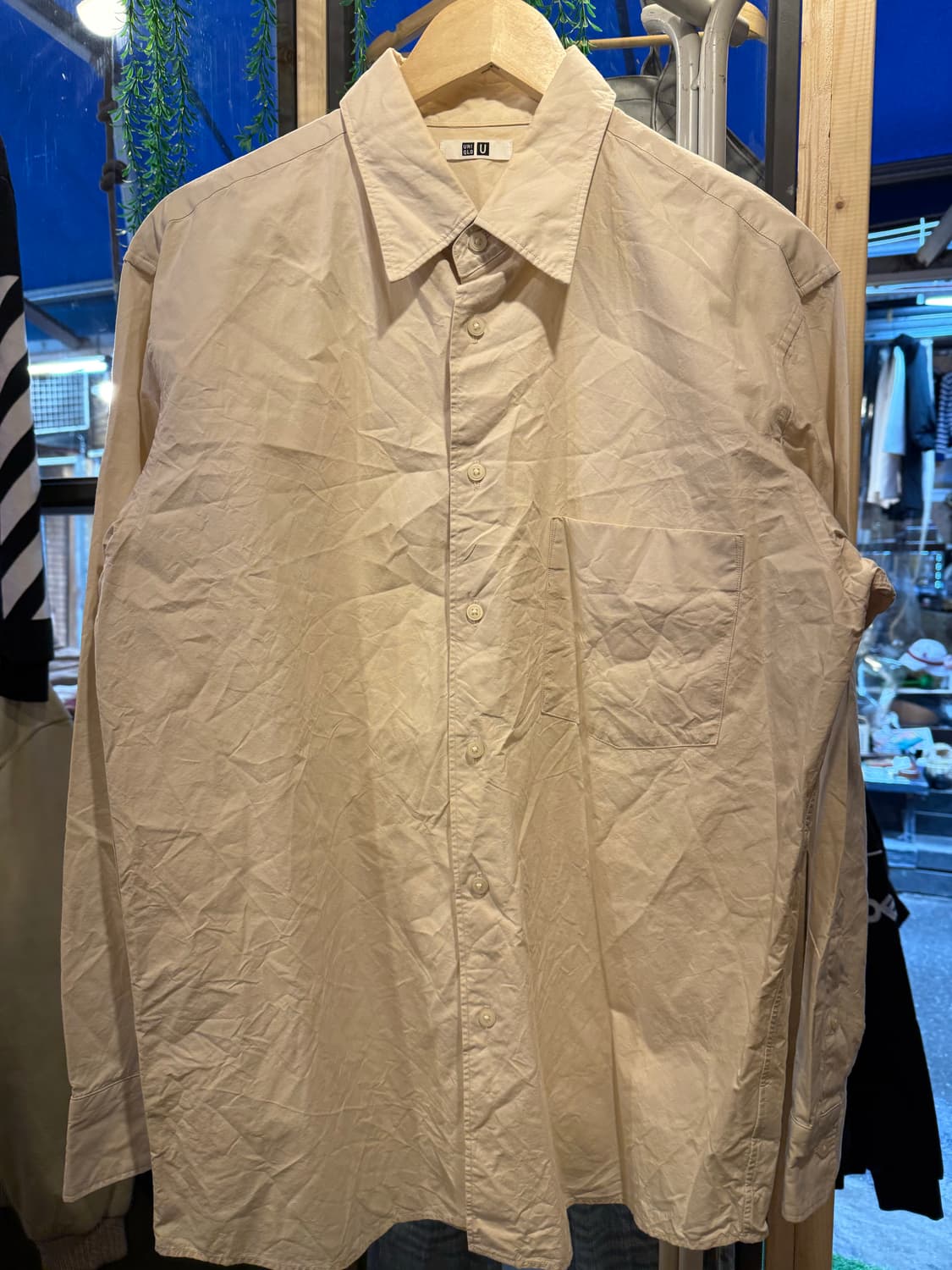 유니클로 U라인 베이지 셔츠 상품이미지1