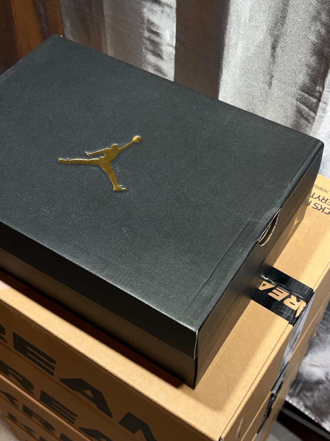 (새상품급) 조던 1 미드 짐레드 블랙 화이트 상품이미지9