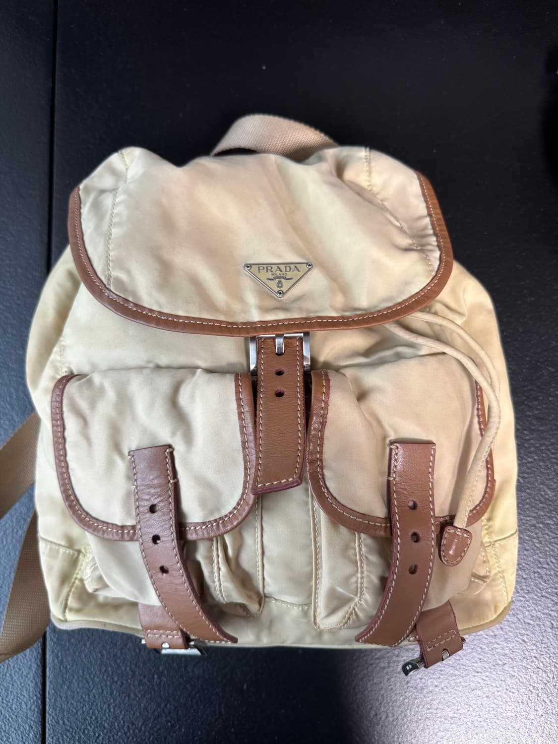 프라다 리나일론 백팩 포코노 투포켓 상품이미지1