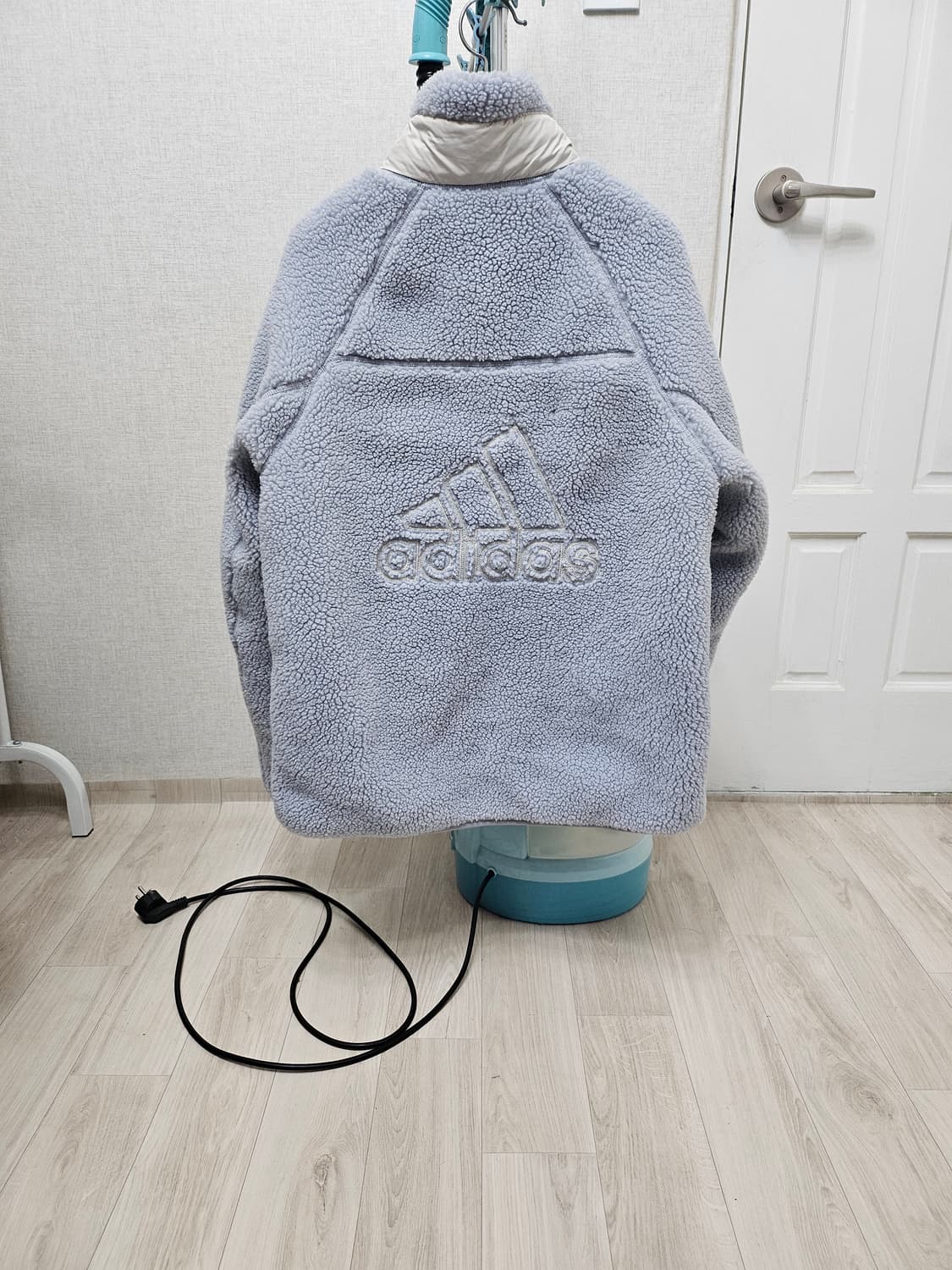 (90~95)S ☆초대장급☆아디다스 리버시블[스카이블루] 쉐르파후리스점퍼 상품이미지6