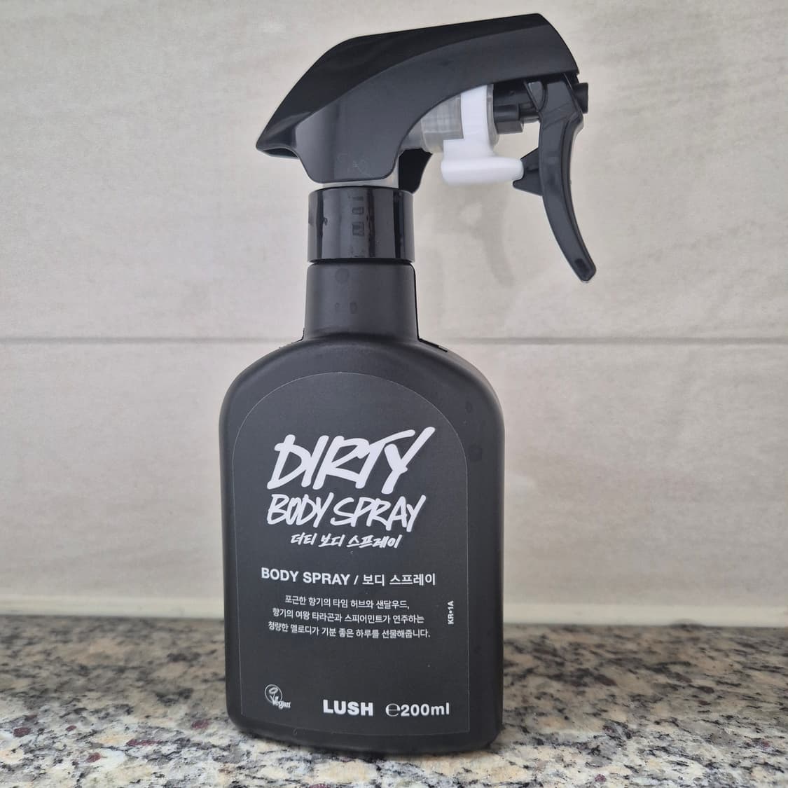 러쉬 더티 스프레이 새거 상품이미지1