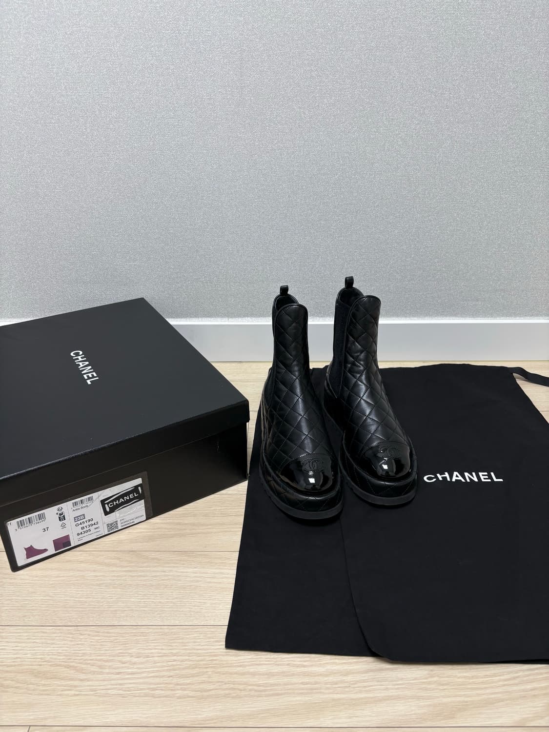 샤넬 램스킨 플랫폼 퀄팅 레더 앵클부츠 37 상품이미지5