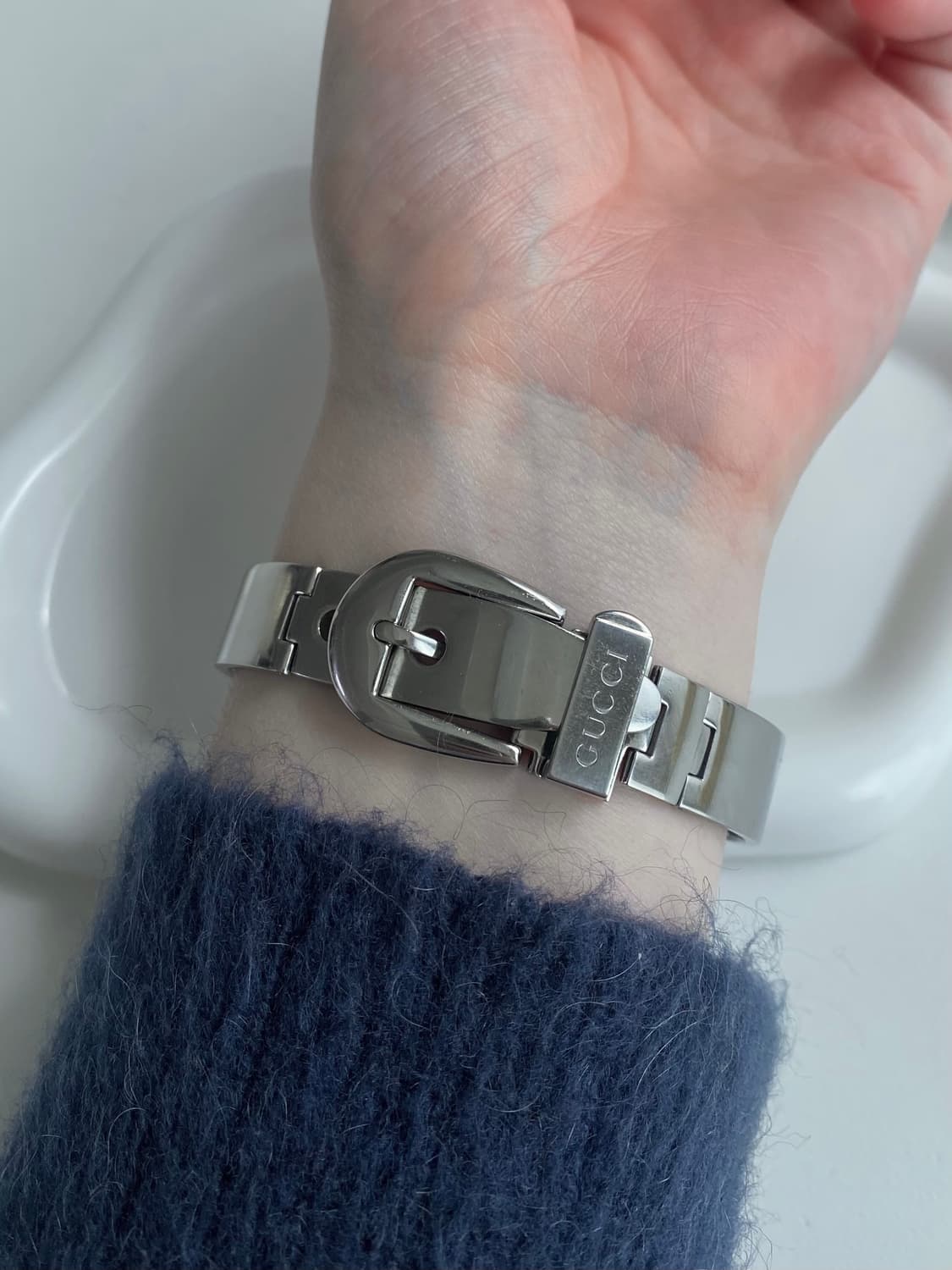 Gucci 구찌 블랙 다이얼 실버 뱅글 워치 상품이미지10