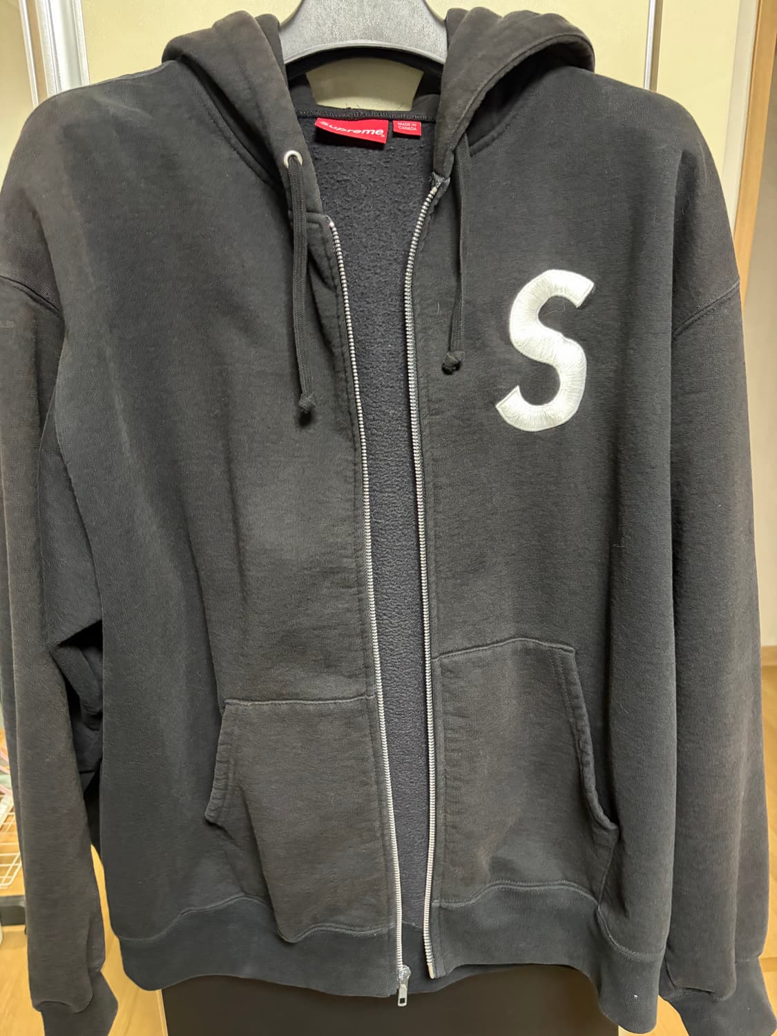 슈프림 S 로고 집업 후드 스위트셔츠 블랙 - 23fw 상품이미지4