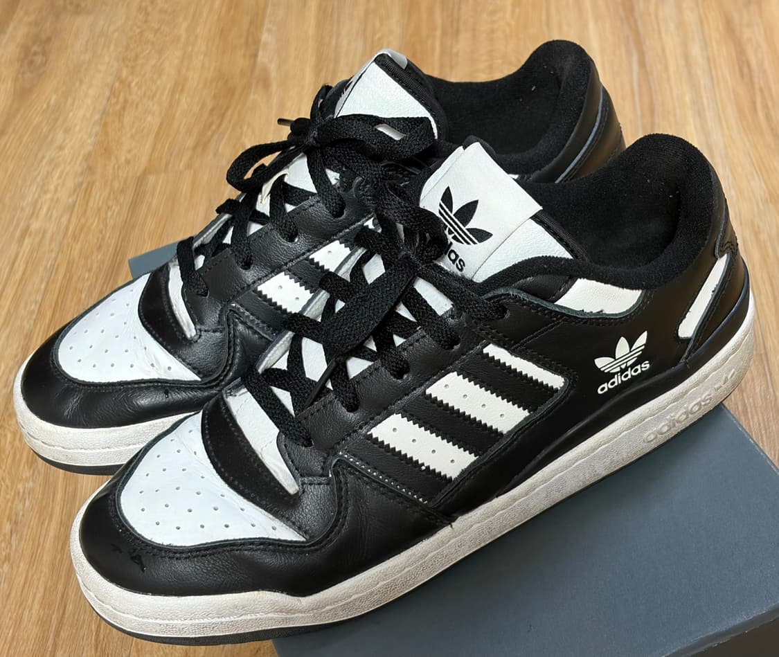 아디다스 포럼 로우 코어블랙 클라우드 화이트 상품이미지2