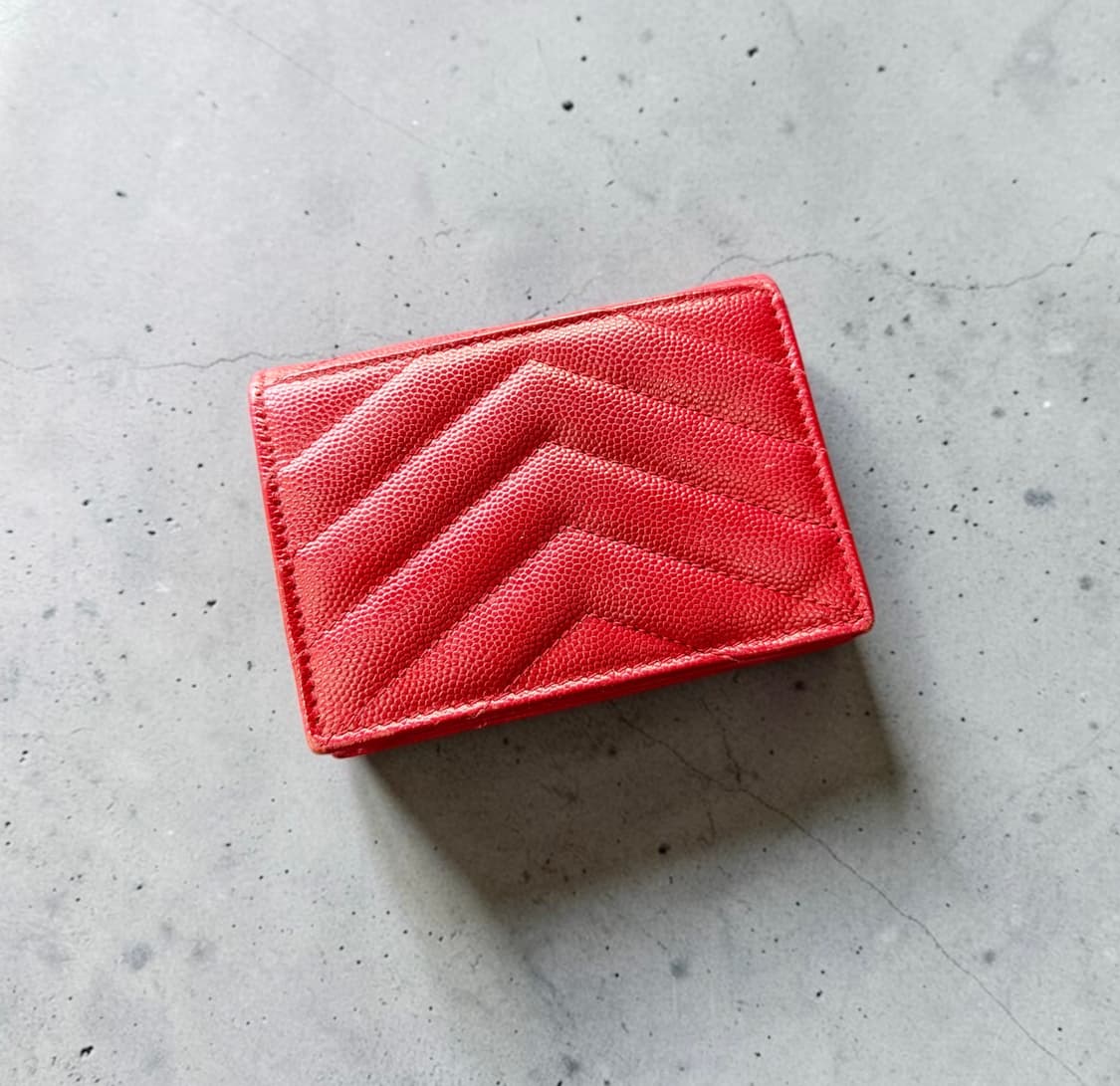 .생로랑 모노그램 마틀라쎄 컴팩트 반지갑 상품이미지3