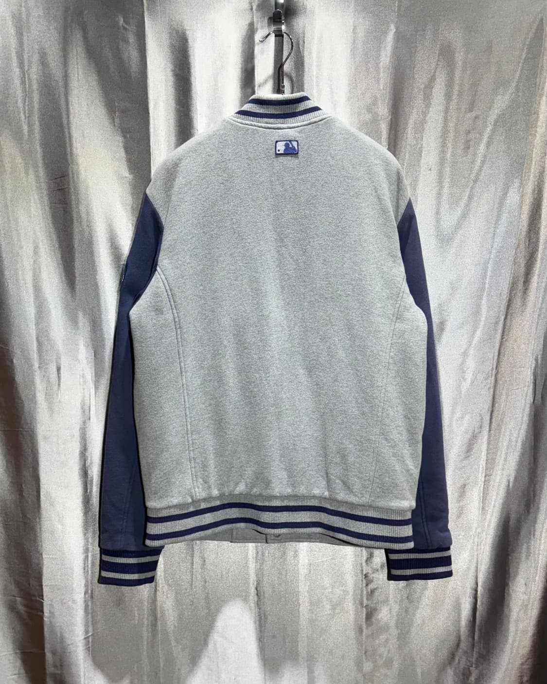 XL MLB 뉴욕양키스 빅패치 배색 코튼 바시티 상품이미지3