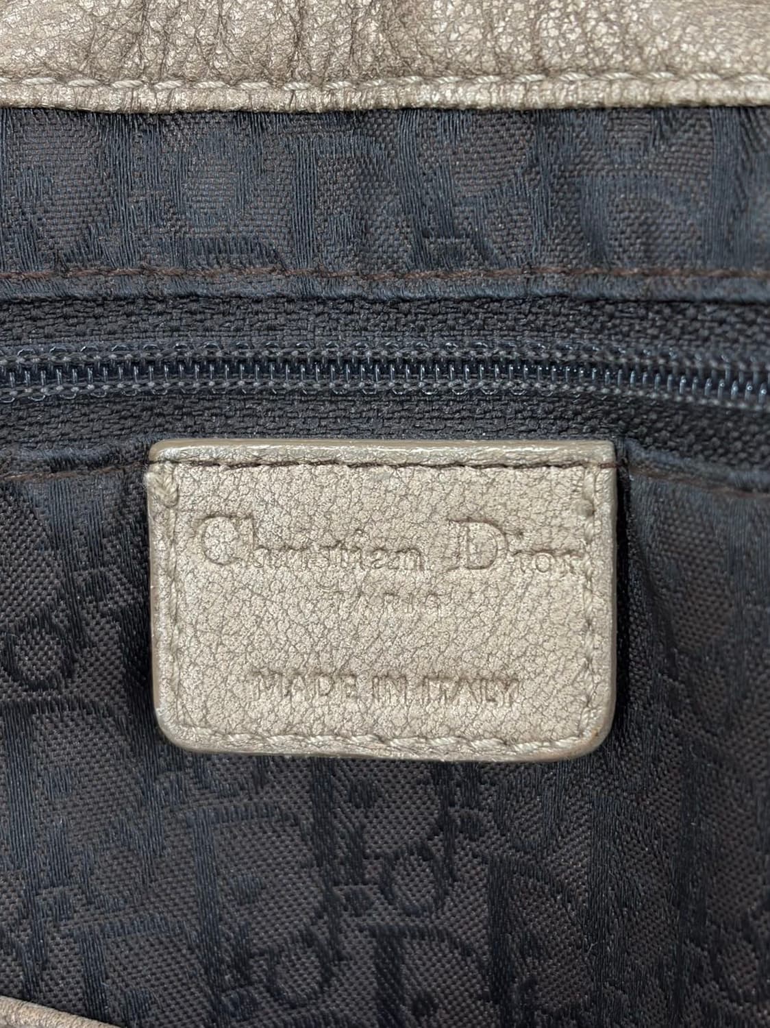 크리스찬 디올 브라운 까나쥬 램스킨 드로스트링 버킷백  상품이미지8