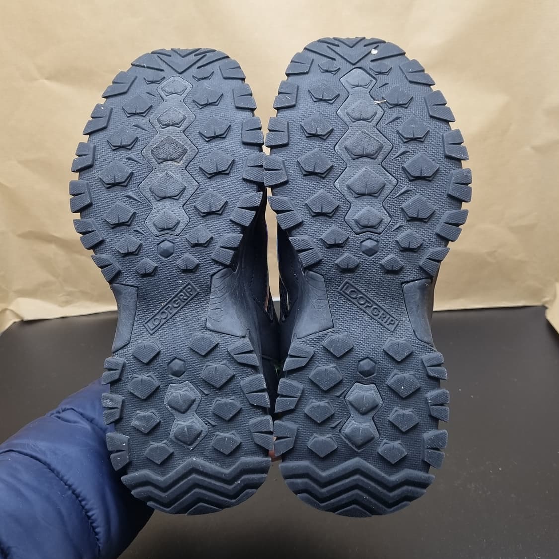 블랙야크 프리즌 운동화  실사이즈240 상품이미지3