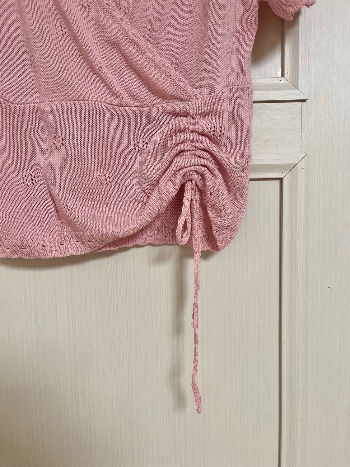 에딘버러 핑크 펀칭 랩 니트 크롭 가디건 상품이미지3