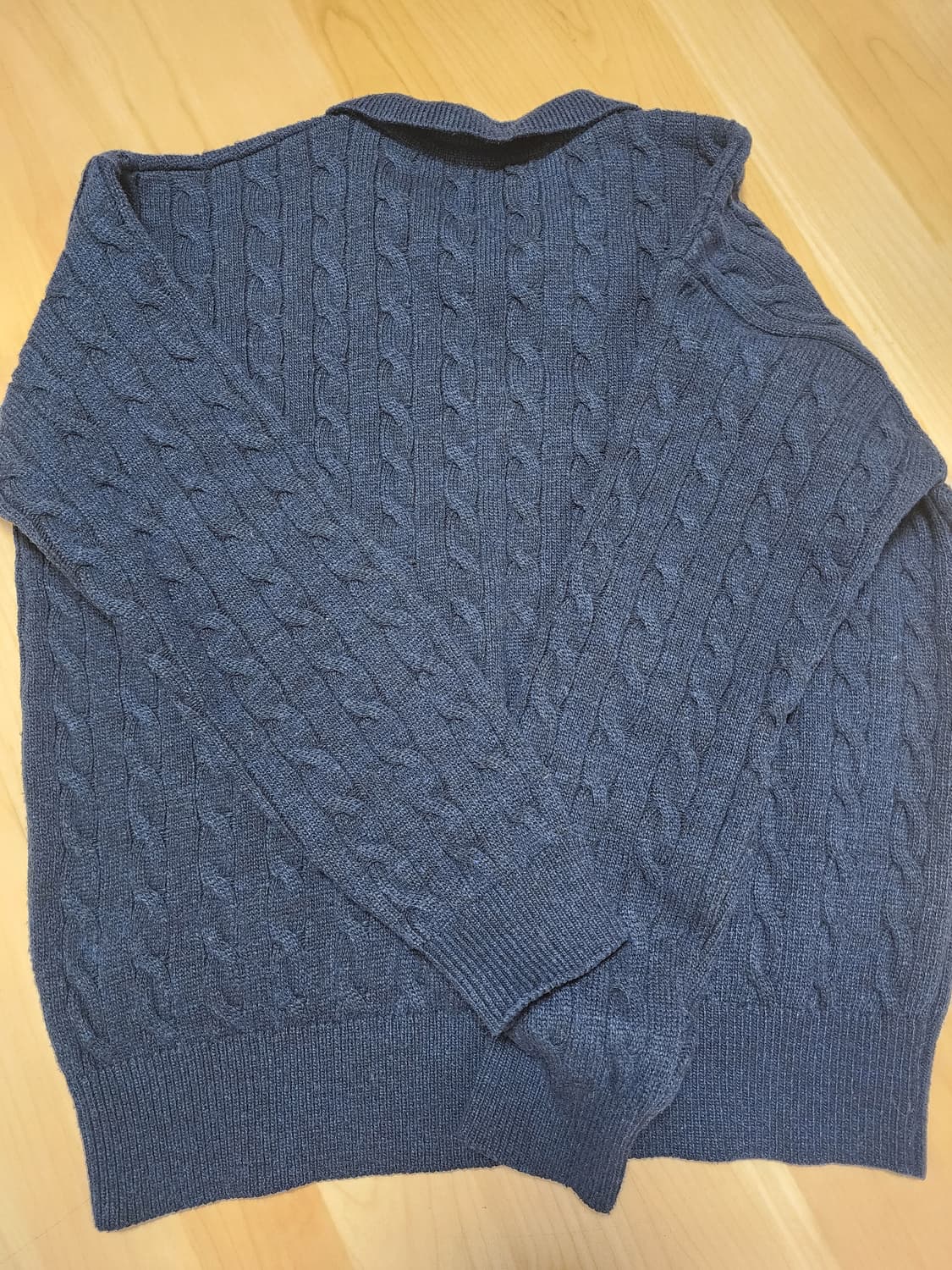 시그니처 케이블 카라 니트 상품이미지2