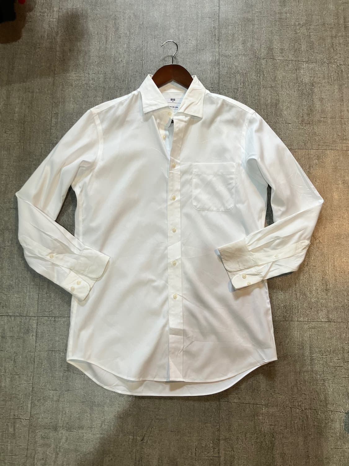 Uniqlo 유니클로 올드스쿨아메카지 원포켓 셔츠 화이트 상품이미지1