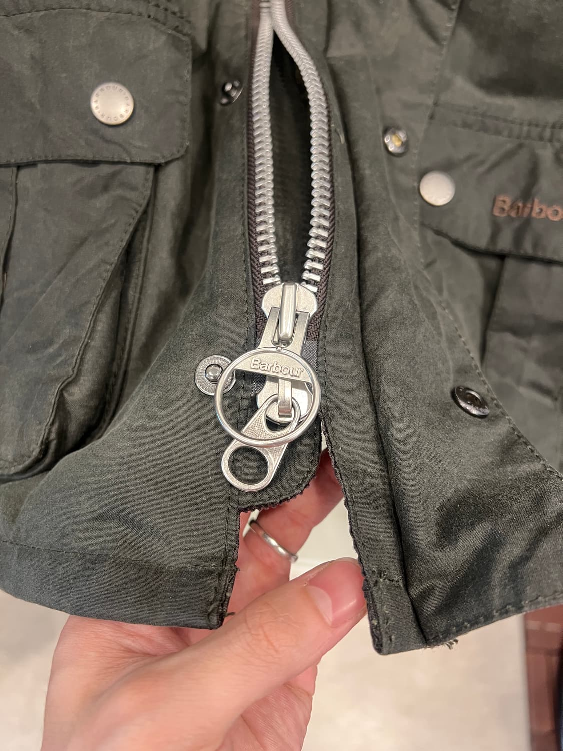 Barbour 바버 인터네셔널 듀크 왁스 자켓 상품이미지3