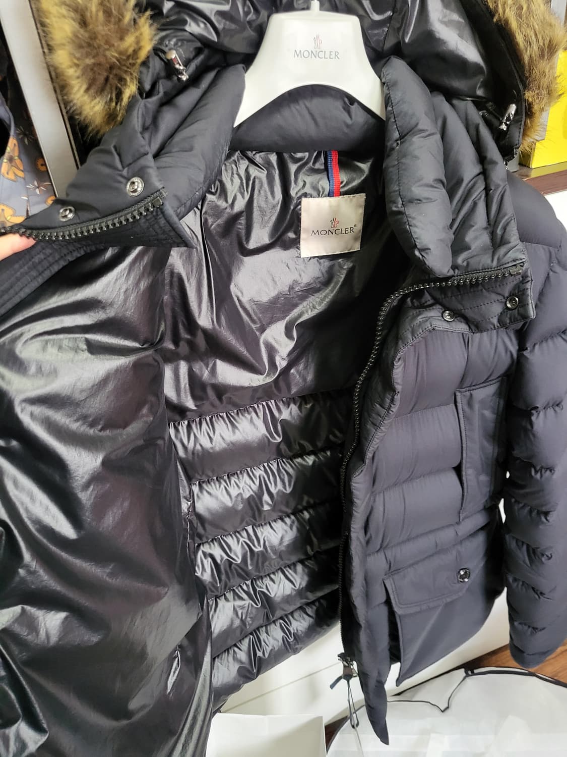 24FW 몽클레어 클루니 패딩 블랙 4사이즈 상품이미지5