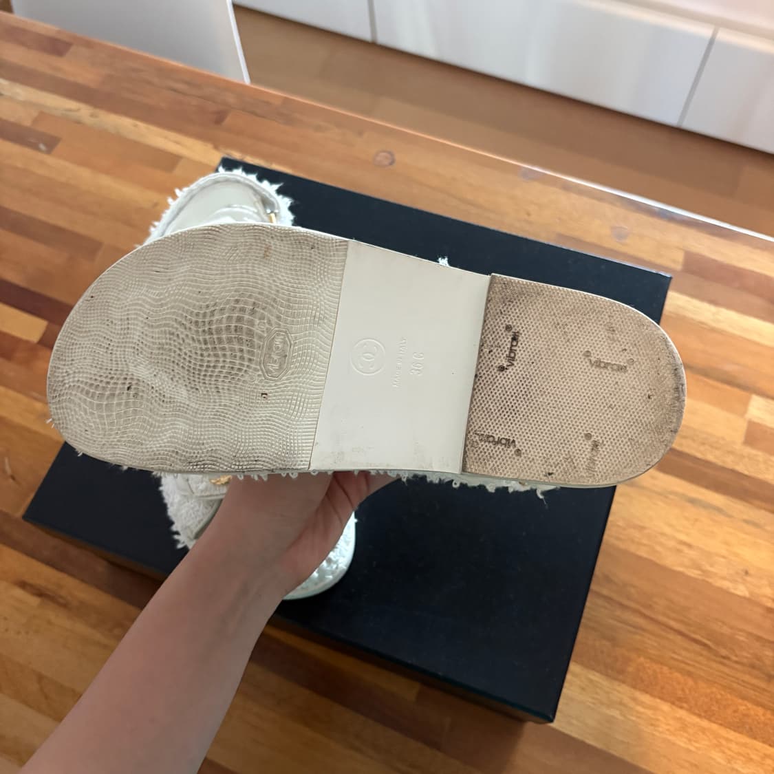 샤넬 트위드 벨크로 샌들 36 상품이미지3