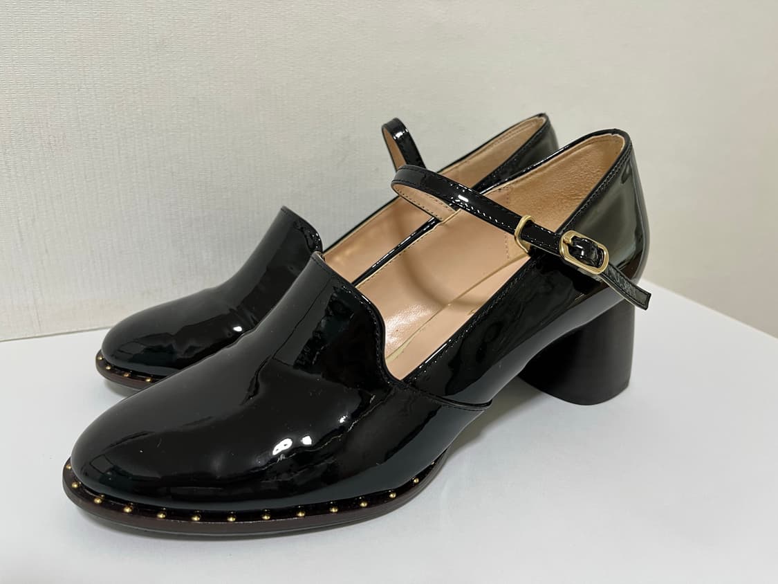 소다 에나멜 메리제인 펌프스 230 상품이미지1