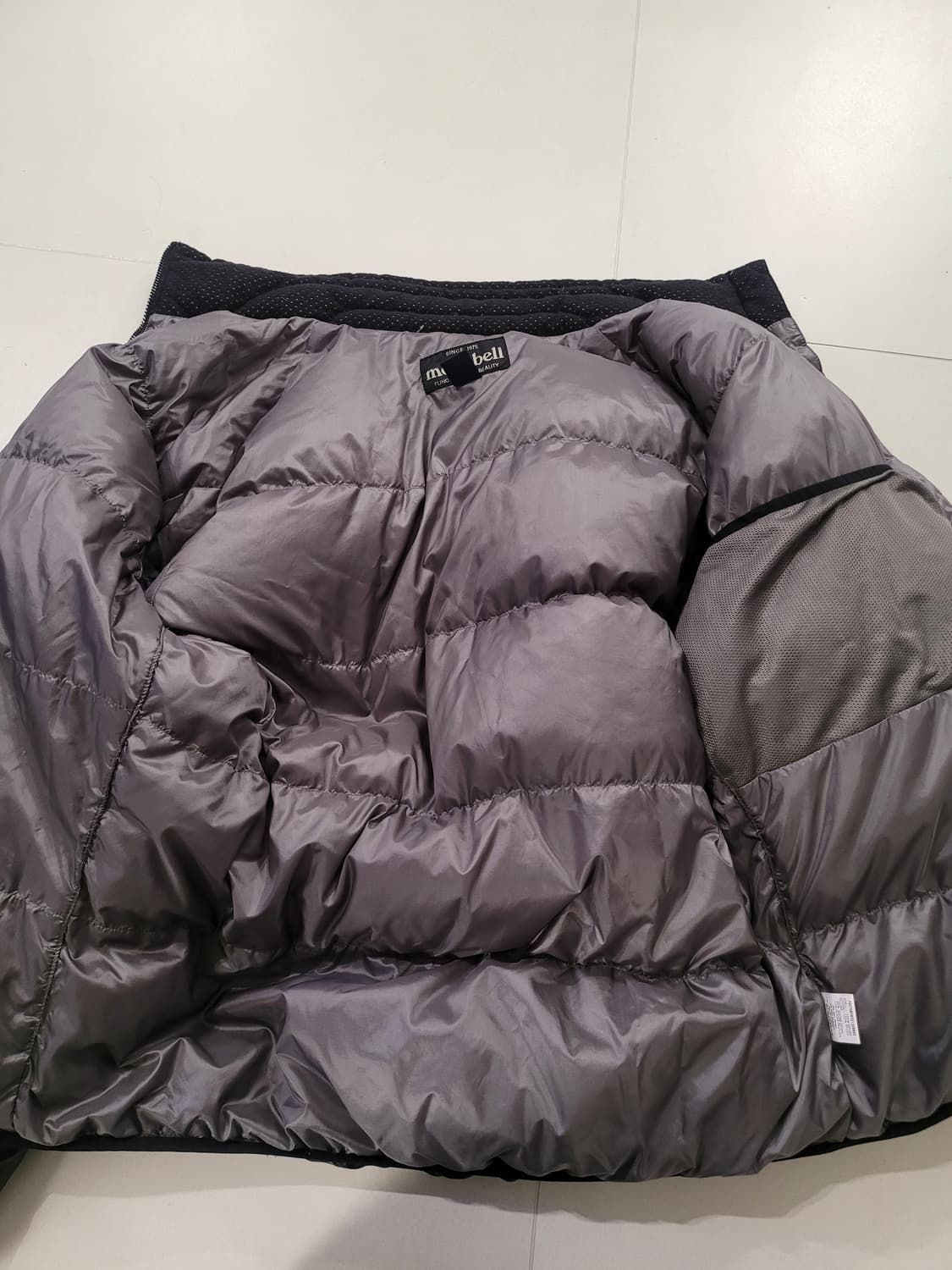 XL 몽벨 재팬  구스다운 경량패딩 mont bell japan  상품이미지3