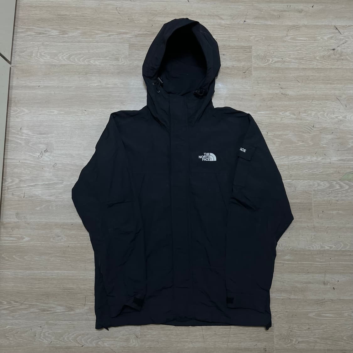 노스페이스 여성 초판본 기능성 바람막이 후드자켓 [블랙] S/90 상품이미지1