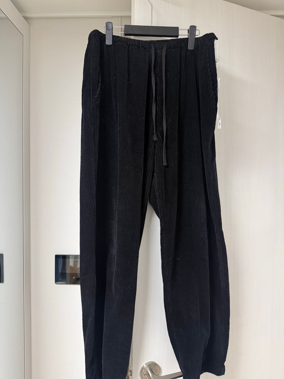 [3] 코모리 25fw 코듀로이 드로우 스트링 팬츠 상품이미지1