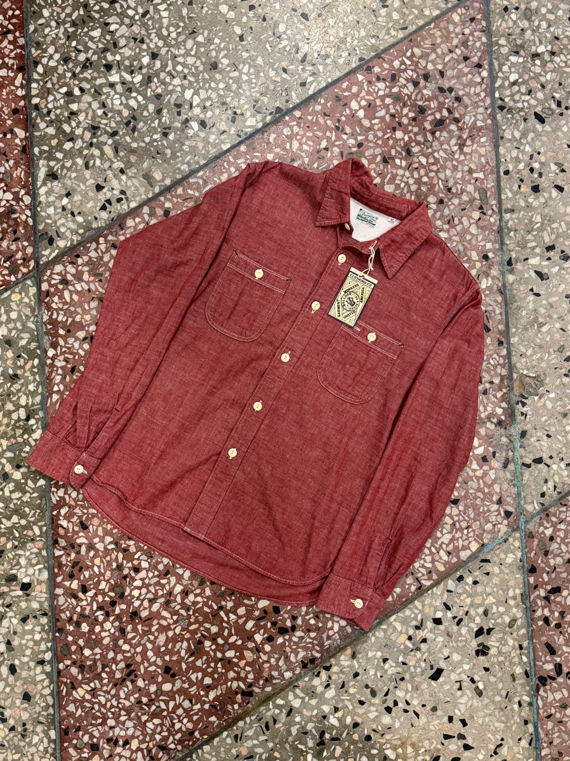 버거스플러스 레드 샴브레이셔츠 (M) 상품이미지2