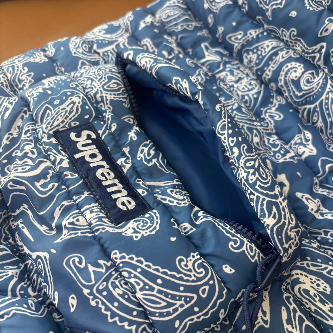 슈프림 퍼퍼 푸퍼 백팩 가방 22FW 블루 페이즐리 반다나 상품이미지4